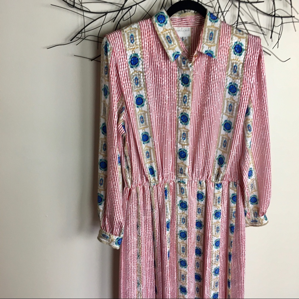 Vintage chain print red gold long sleeve dress